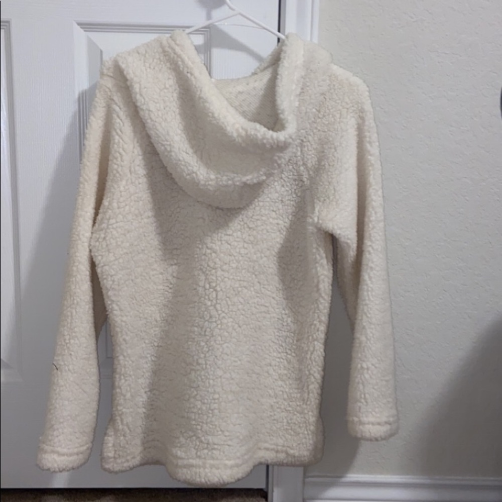 Fluffy jacket - Picture 2 of 3